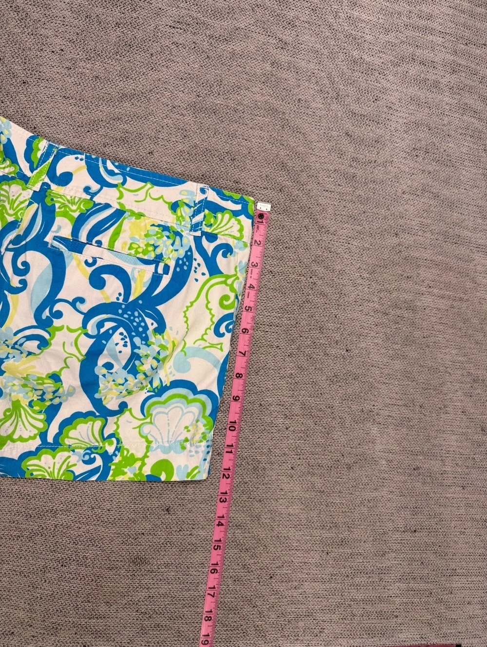 Lilly Pulitzer Printed Women's Shorts Size Waist 30 in.